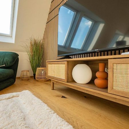 Orestaliving - Penthouse In 2Nd District With View Vídeň Exteriér fotografie