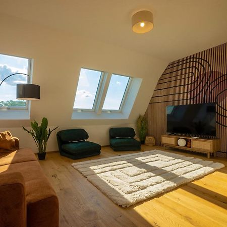 Orestaliving - Penthouse In 2Nd District With View Vídeň Exteriér fotografie